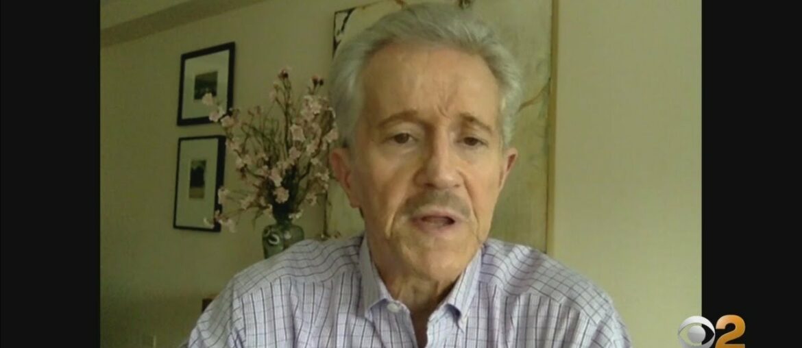 Max Minute: How Much Do High Doses Of Vitamins Help Against COVID-19?