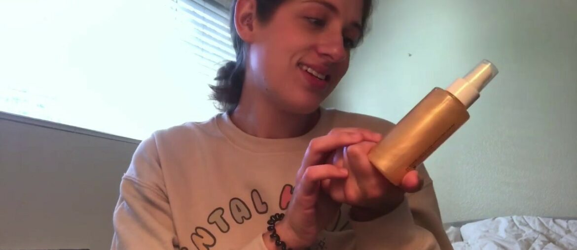 Glisten Up Vitamin C Mist!  Fourth Ray Beauty First Impressions.