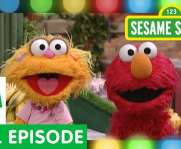 Elmo and Zoe Play the Healthy Food Game | Sesame Street Full Episodes