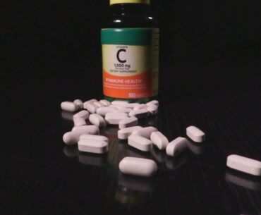 Duane, Is That Right? Vitamin C won't protect you from COVID-19, but may help treat it