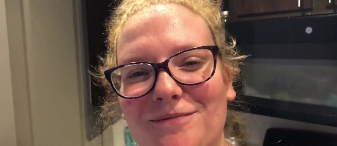 Vegan GREEN Smoothie! Vitamin C, Immune boosting smoothie! Almost a FAIL LOL