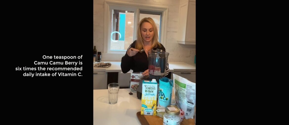 Rockstar Superfood Smoothies: Immune Boosting Recipe with Camu Camu Berry (By: Julie K. McClure)