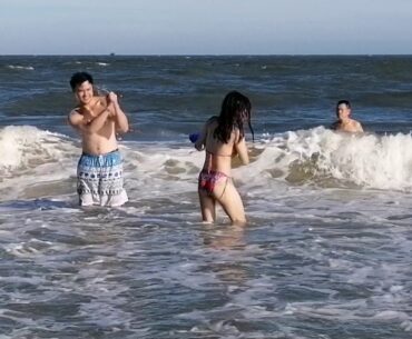 Vitamin D and sea can prevent COVID-19 | a lovely day at the beach in Vung Tau, Vietnam 2020