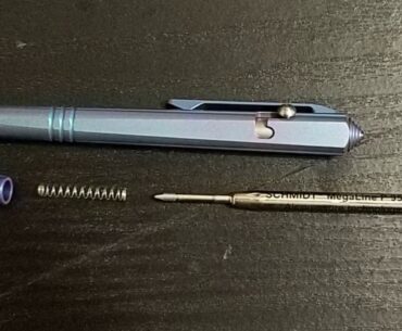 Review: KUBEY Titanium Tactical Pen Smooth Writing Glass-Breaker Tip for First Responders Docto...