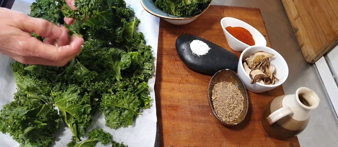 How to Make Kale Chips #kalechips #kale #bestrecipe