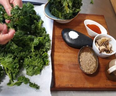 How to Make Kale Chips #kalechips #kale #bestrecipe