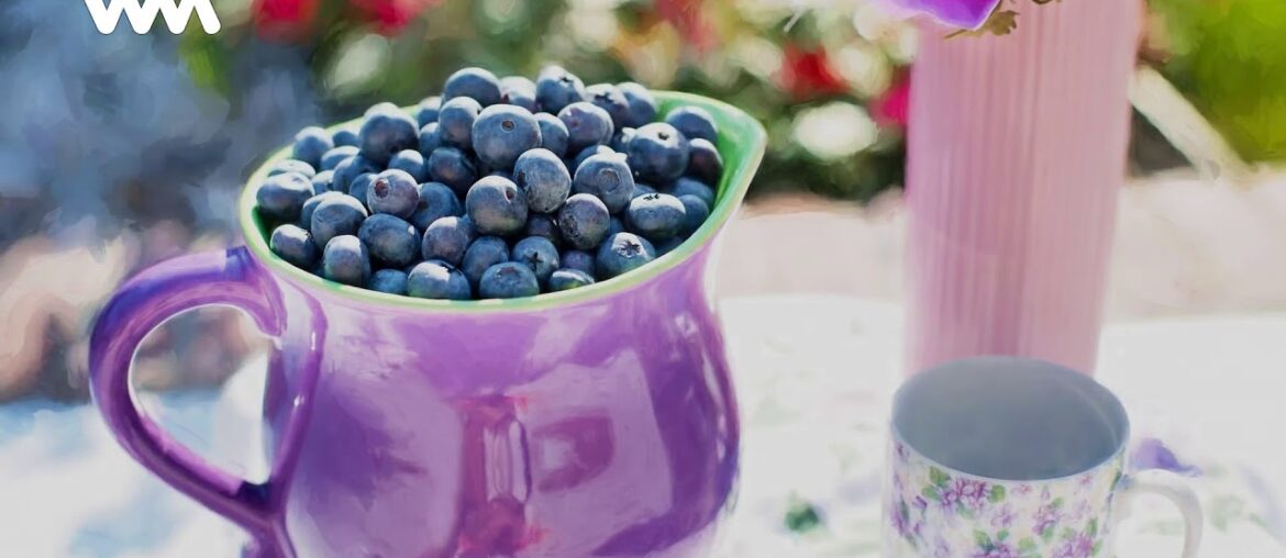 Food rich in vitamin A and D