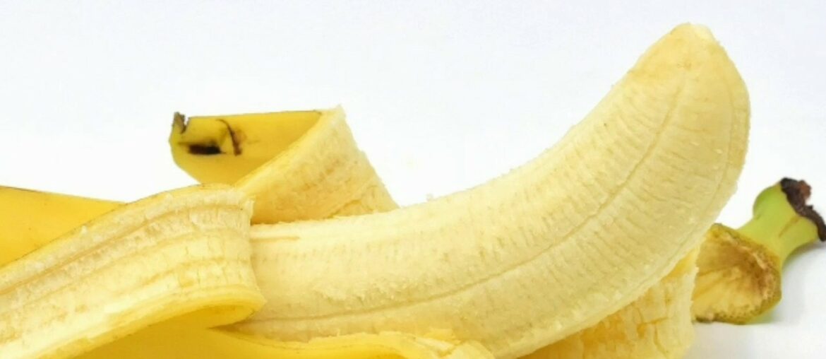 How many banana eat a day for muscle building or fat loss?