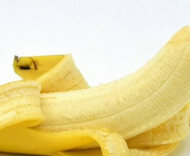 How many banana eat a day for muscle building or fat loss?