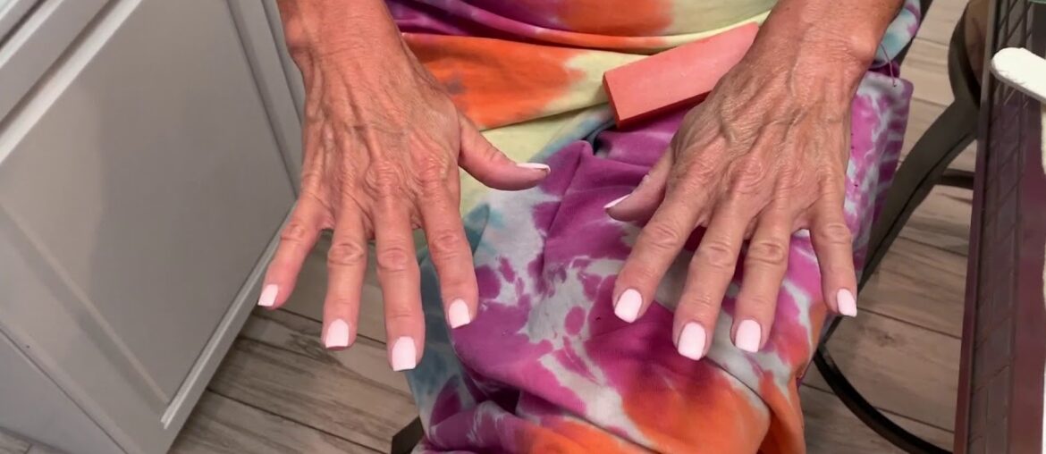 How to use Triple Vitamin Dip Powder to make beautiful Nails  Super Short Version