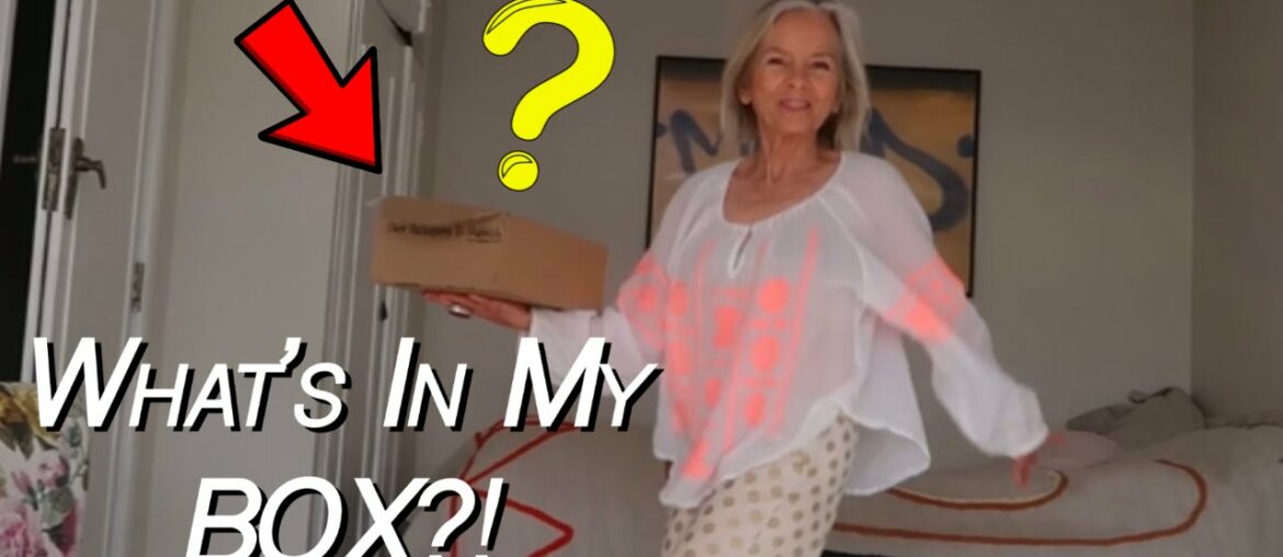 WHAT'S IN MY BOX?! | MID WEEK MINX