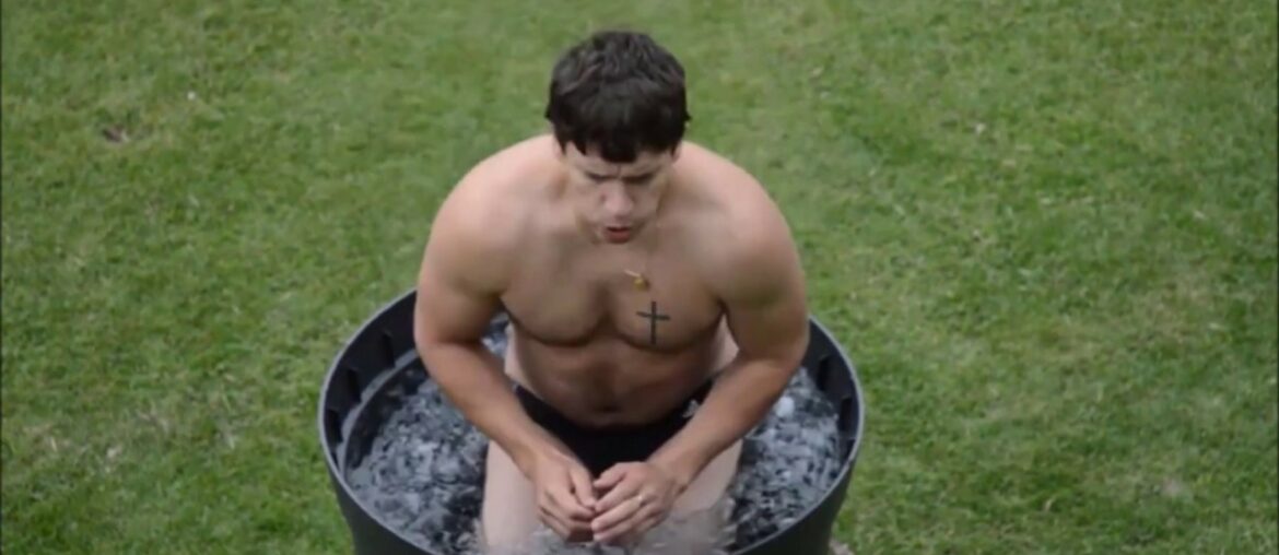 BOOSTING THE IMMUNITY  AGAINST COVID 19 : ICE BATH