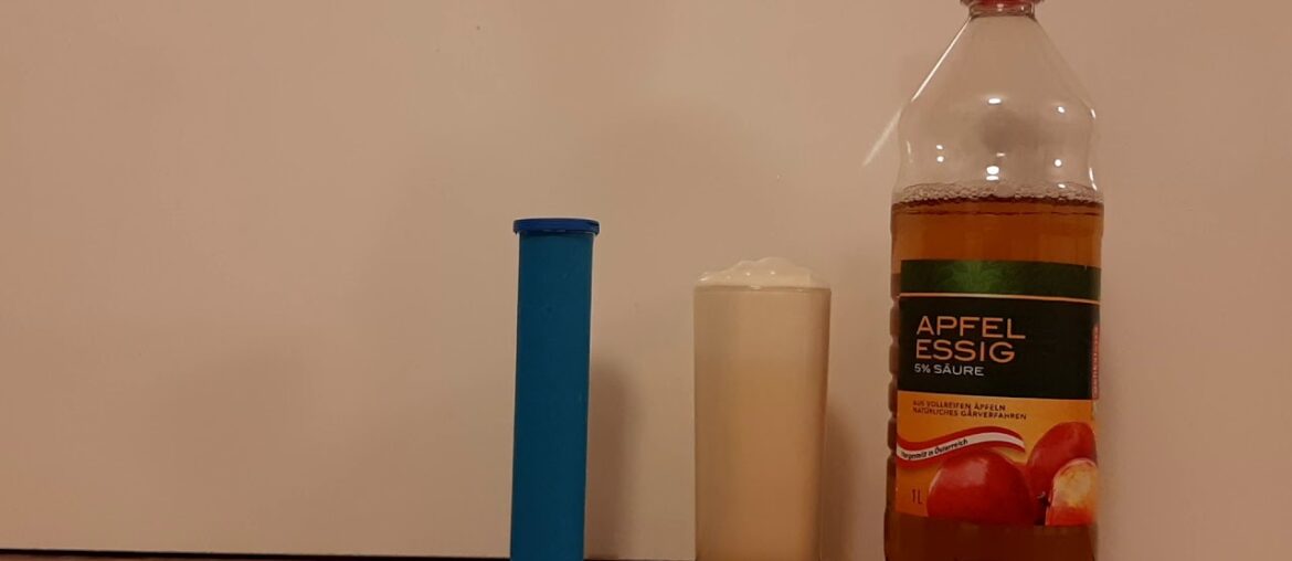 What is going on Effervescent tablet Vitamin C and Apple vingar?????