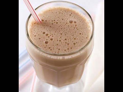 HOMEMADE WEIGHT GAINER PROTEIN SHAKE