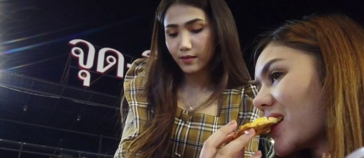 Stunning 5 Thai Women Dressed up to Seduce Me, Thai Girls Reactions to Thai Pizza