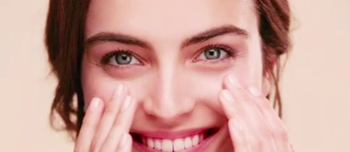 5 reasons why you should give into the Vitamin C hype for glowing skin-Individual Assignment MKT310