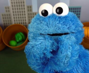 Learn Food Names with Colorful Fruits and Vegetable Toys!