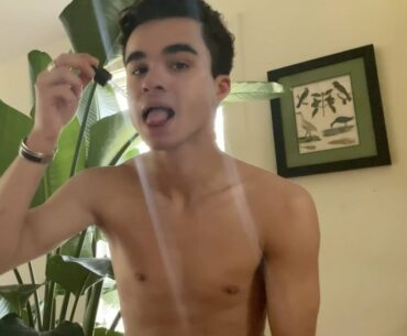 Edible Beauty Skincare Review plus I try eating it