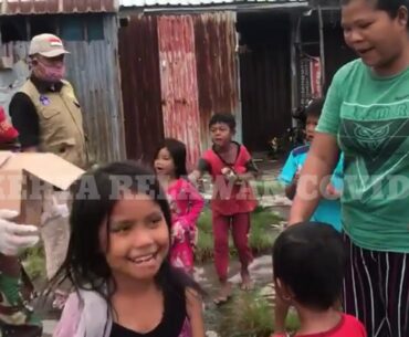 MEMBAGIKAN SUPLEMEN MAKANAN/VITAMIN || KUKERTA RELAWAN KEC. KARIMUN