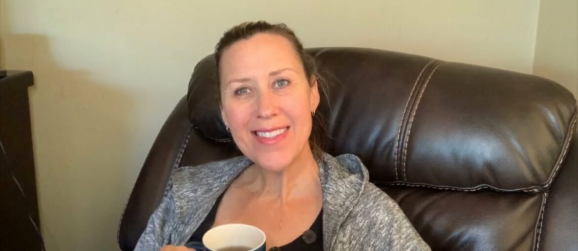 Tea Time Ep 8/My Vitamin B12 Results/Why No Supplements/Beau’s Line Healing/I’ll Never Diet Again