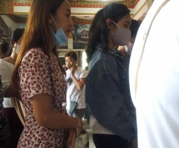 I Went to a Temple to Find Beautiful Thai Women but Failed!!