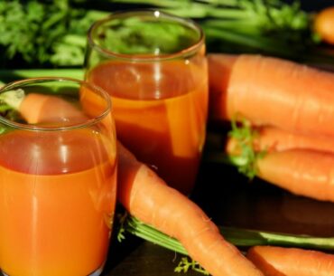 10 Health Benefits of Eating Carrots | Amazing Benefits (2020)