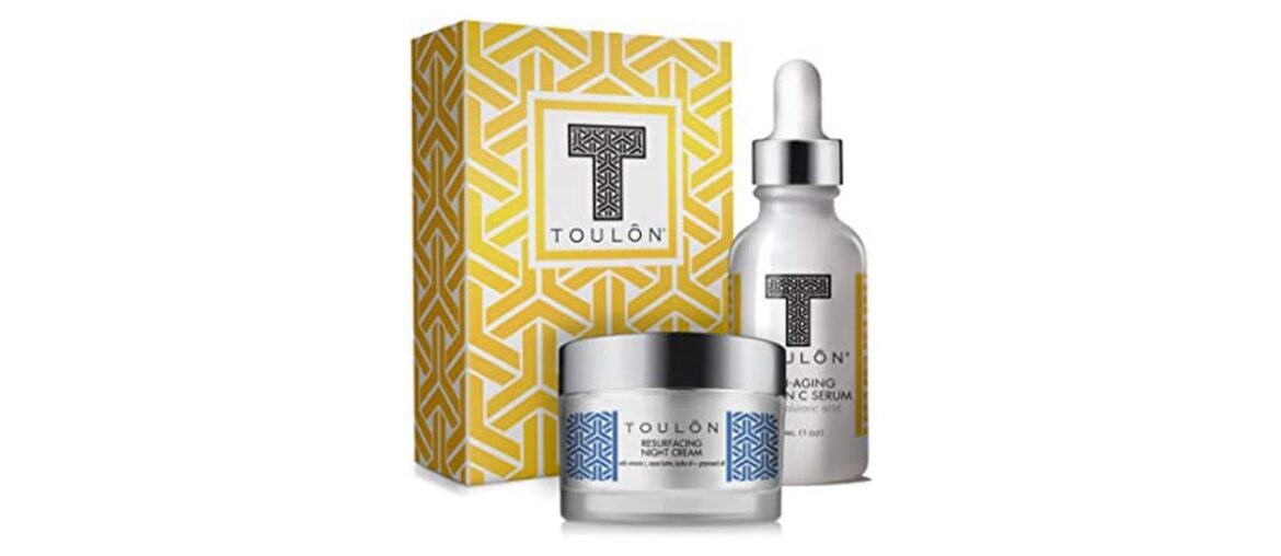 Review Vitamin C Anti Aging Skin Care Kits; Women Beauty Gifts: Vitamin C Serum with Hyaluronic Aci