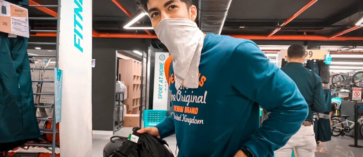 Visiting The Apple Store & Shopping at Decathlon