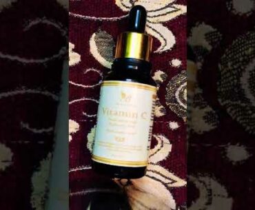 THE BODY AVENUE VITAMIN-C FACIAL SERUM WITH HYALURONIC ACID.
