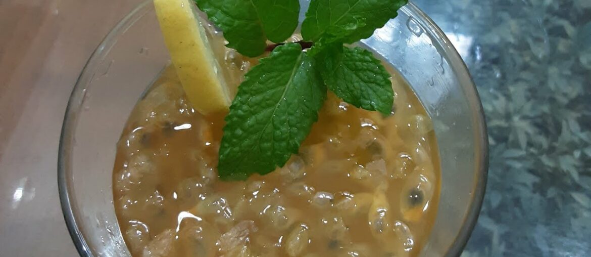 Passion Fruit Juice:A rich source of vitamins.
