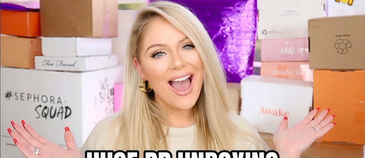 HUGE PR UNBOXING HAUL | MASSIVE AMOUNT OF FREE MAKEUP!