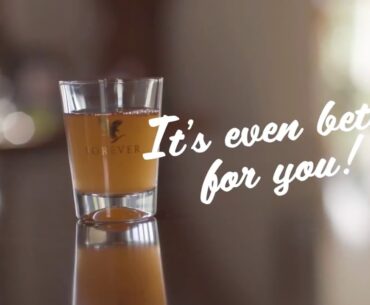 Awaken your senses with the uplifting natural flavor of cranberries and sweet apples.