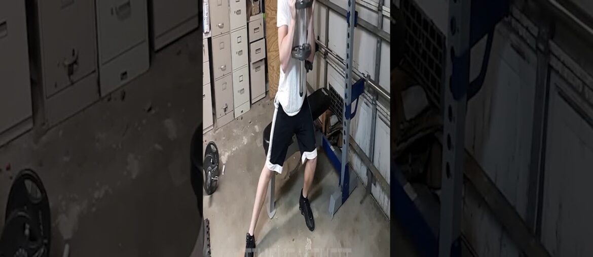 5 Dumbbell Leg Workouts In 23 Seconds #shorts