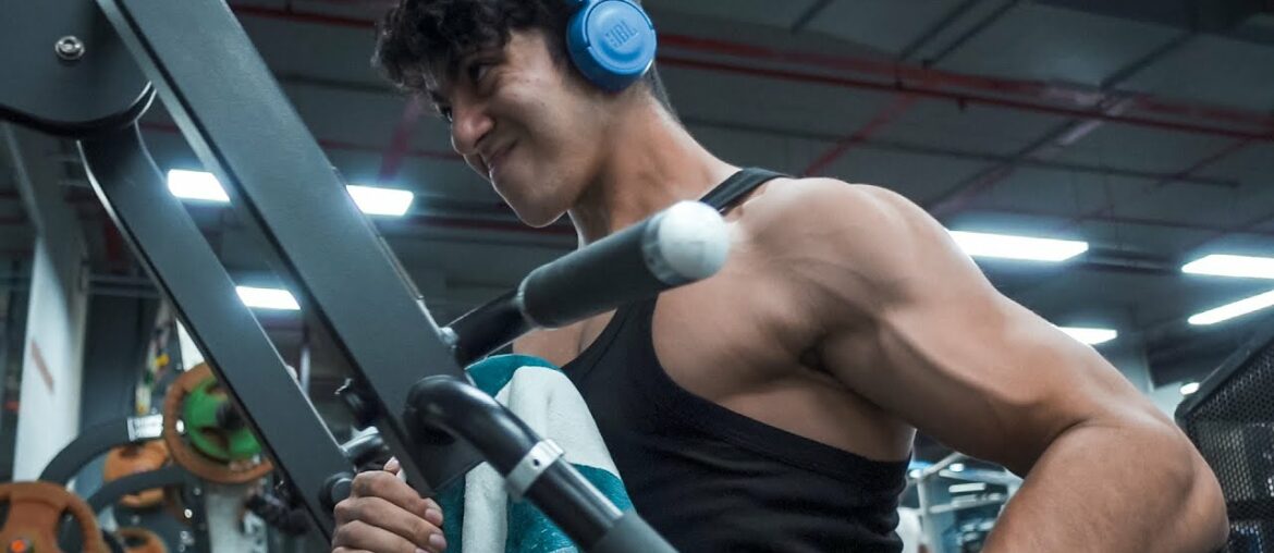 BACK Day w/ Aryan Khanna | Growing Weak Points