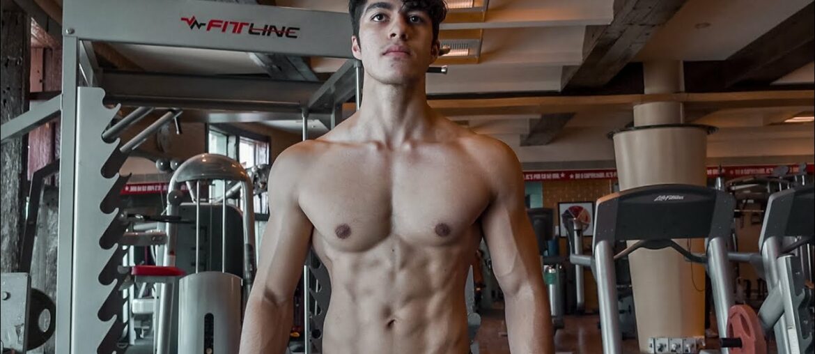 The Sunday Morning CHEST Workout: Hotel Gym Edition