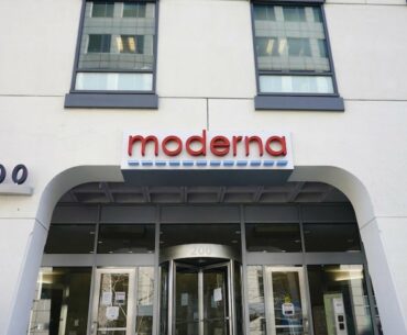 2nd COVID-19 vaccine set for OK in US with FDA panel endorsement