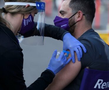 Should You Get The Covid 19 Vaccine If You Have Already Had Coronavirus