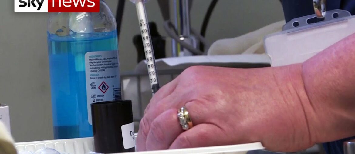 COVID-19: How contagious is the new variant?