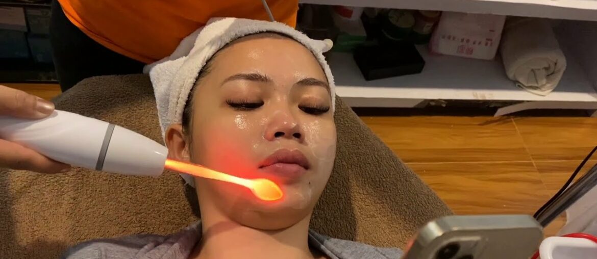 How to apply vitamin on facial skin by Lesser