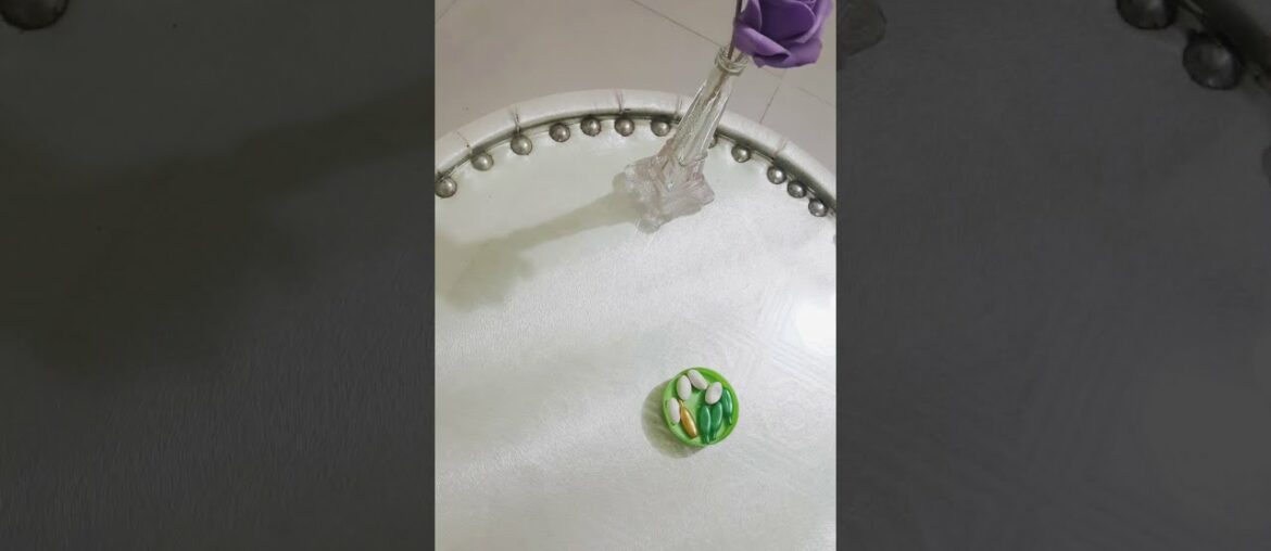 vitamin E face whitening capule..#kalsoom health & beauty tips