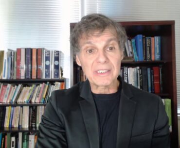 Pros & Cons of Vegan/Vegetarian Diet on Overall Health - Nutrition Medicine Update # 183