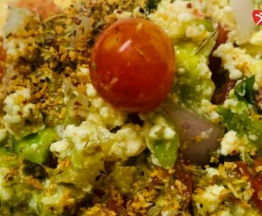 Avocado Cheese Toast I Healthy Recipes by Nutritionist Harpreet Pasricha