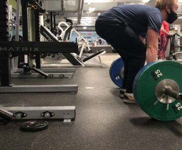 275 lbs x 11 REPS DEADLIFT