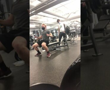 205 lbs x 10 REPS BENCH PRESS #SHORTS #SHORT