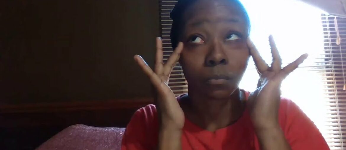 Morning Routine/Moisturizing My Dry Skin With Palmer's Vitamin E "Anti-Dark Spot For Dry Skin