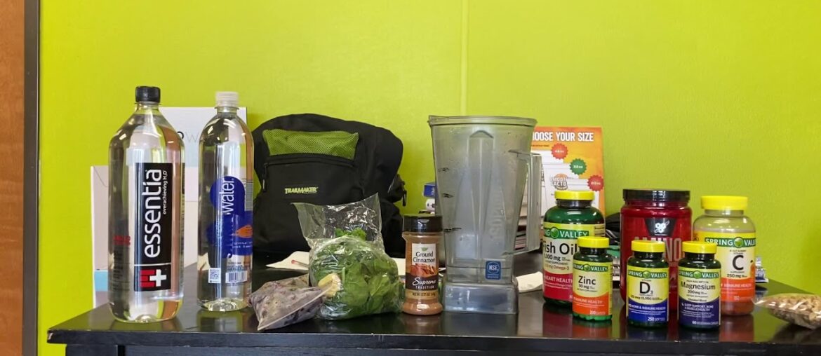 Breaking My Fast At 12:45pm With A Smoothie And My Vitamins