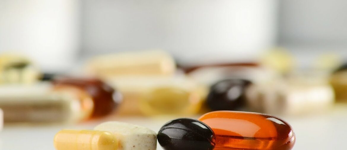 What Vitamins Promote Hair Growth? | Thinning Hair