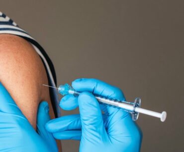 Doctor: COVID-19 vaccines 'do lead to a really strong immune response'