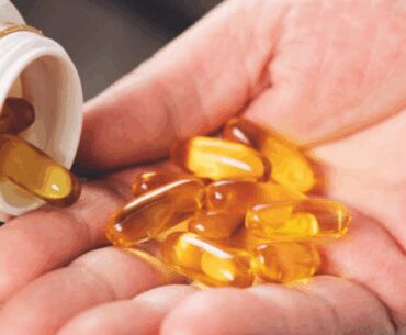 fruits high in Vitamin C: Forget pills! Dietitian shares 15 Vitamin C-packed foods that beat any supplement