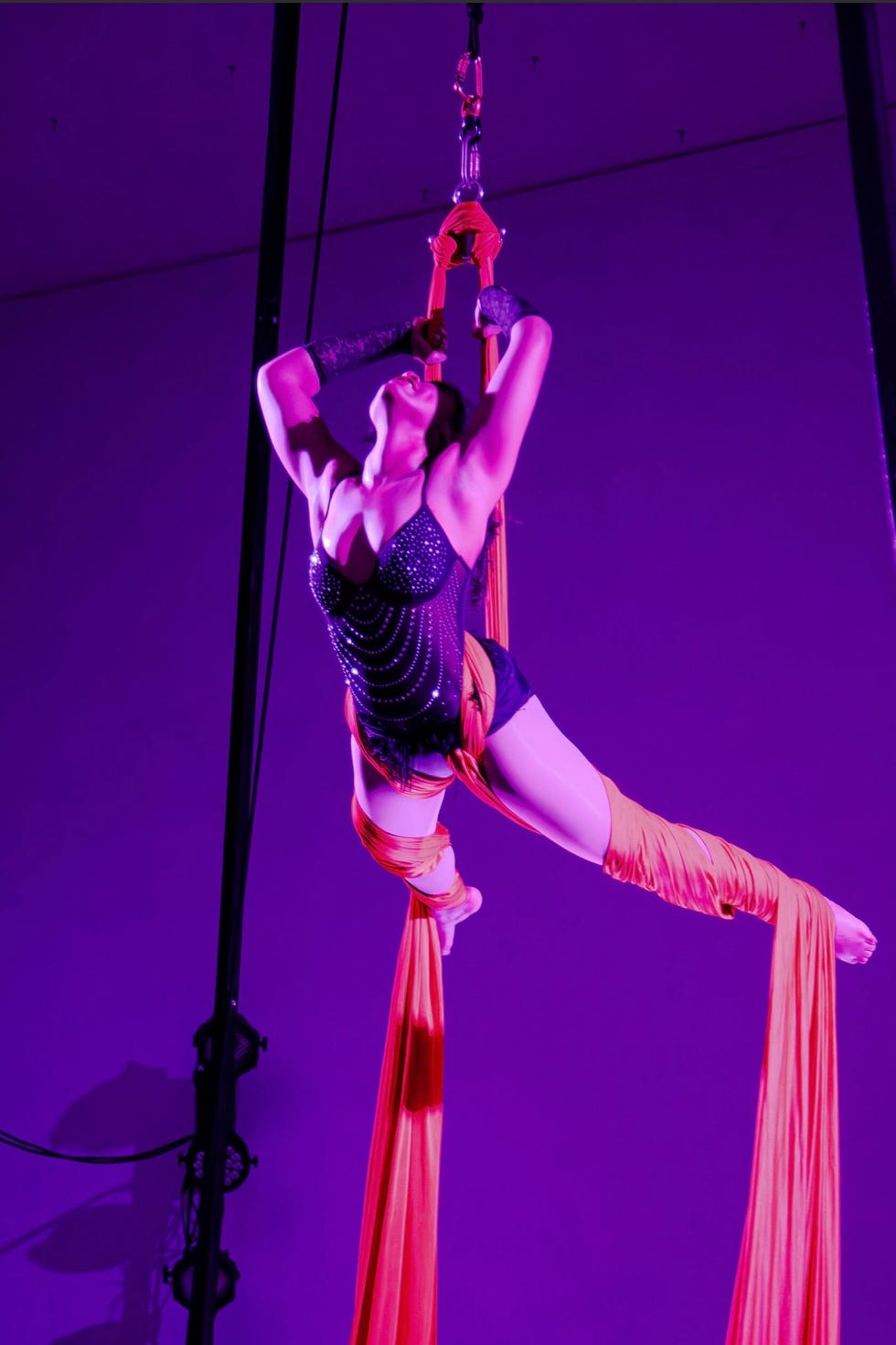 chyla everett performs aerial